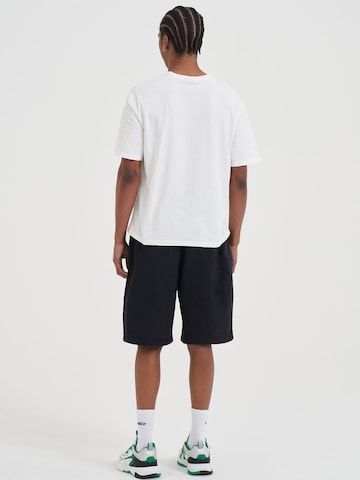 AND1 Paita 'Sunday Drive' värissä valkoinen