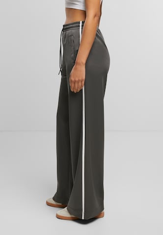 Urban Classics Wide leg Trousers in Grey