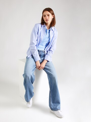 Tommy Jeans Shirt 'ESSENTIAL' in Blauw