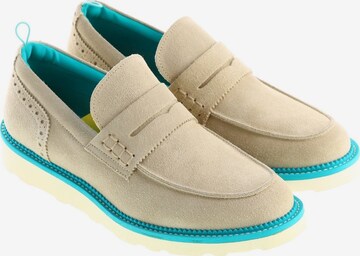 Pulchrum! Flats & Loafers in 39 in Beige: front