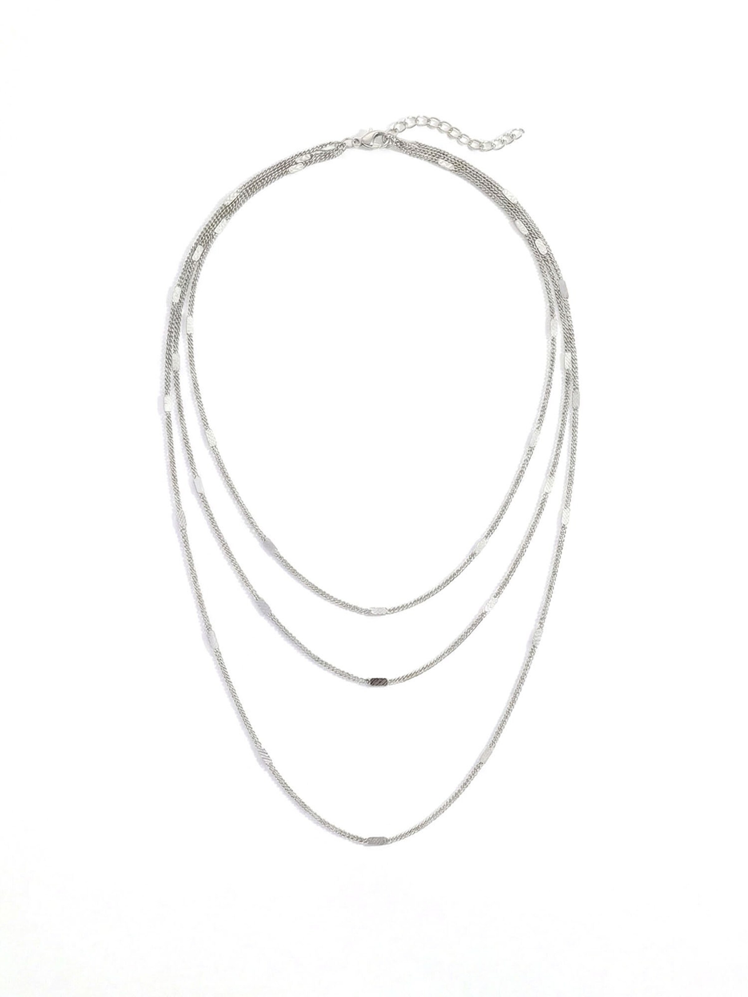 Nemomatheo Necklace 'Invisible Layers – Dreifache Feingliederkette' in Silver: front