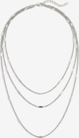Nemomatheo Necklace 'Invisible Layers – Dreifache Feingliederkette' in Silver: front
