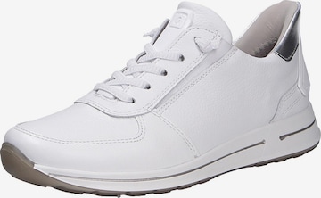 ARA - Zapatos con cordón 'OSAKA' en blanco: frente