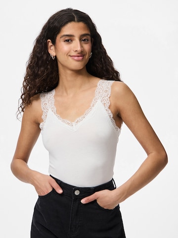PIECES Top 'Pieces Dames Top Kant PCBARBERA LACE 2-Pack Effen' in Wit: voorkant