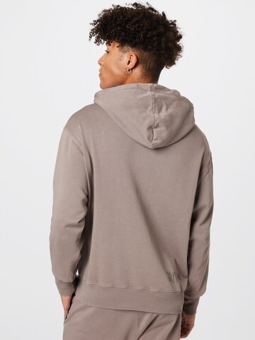 DRYKORN - Sudadera 'Bradley' en marrón