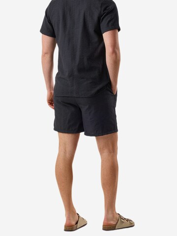 Seaside Regular Trousers in Black