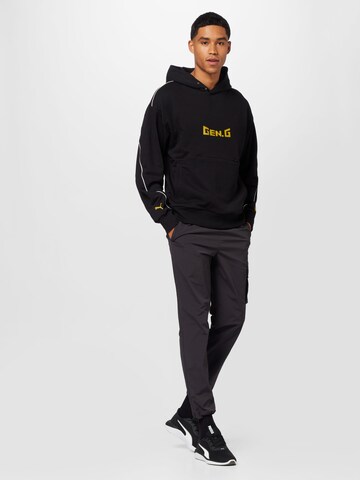 PUMA Sportsweatshirt i svart