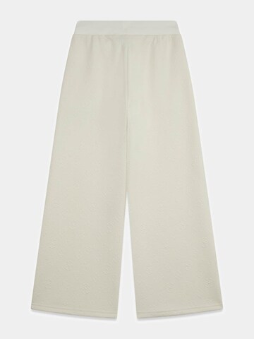 GUESS Regular Pants in Beige