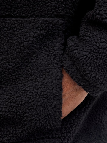 Veste en polaire JACK & JONES en noir