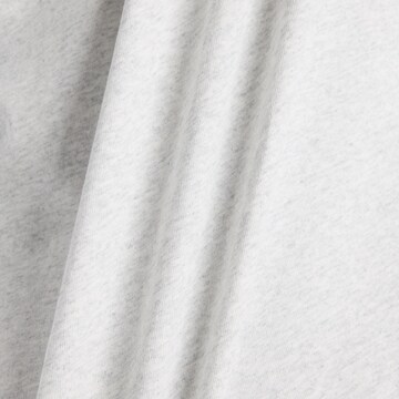 new balance Sweatshirt 'Athletics Classic' in Grijs