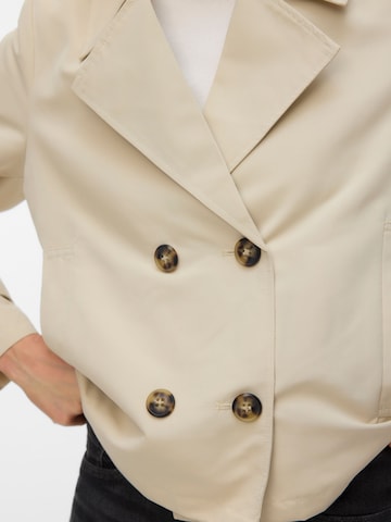 VERO MODA Overgangsfrakke 'VMCHLOEMIA' i beige