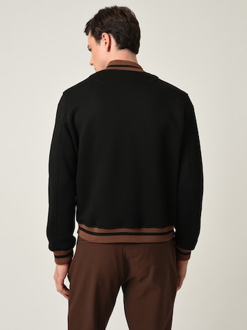 Antioch Přechodná bunda – černá