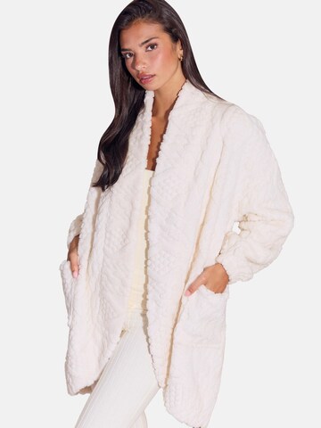 Lipsy - Albornoz corto en beige: frente