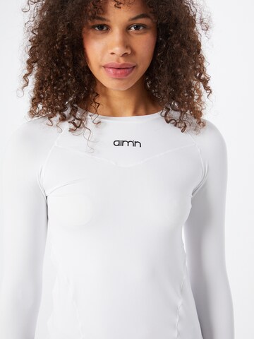Maglia funzionale di Aim'n in bianco