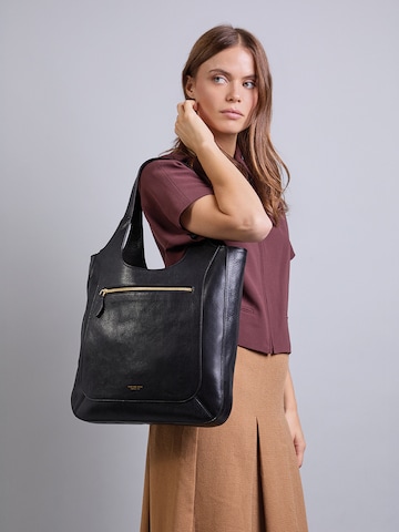 The Bridge Shoulder Bag in Black: front