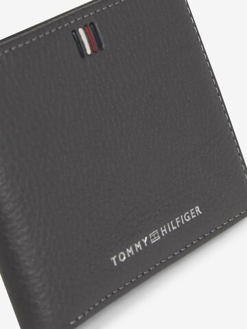 Porte-monnaies 'Central' TOMMY HILFIGER en gris