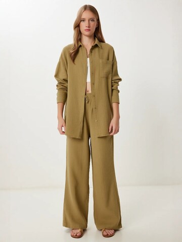 Completo pantalone di Happiness İstanbul in verde: frontale