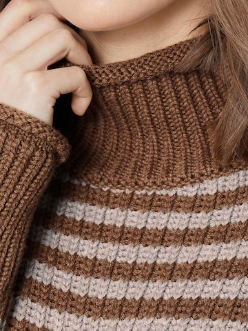 Pull-over MADELEINE en marron
