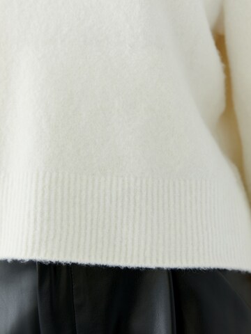 OUI Pullover in Weiß