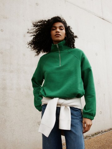 Next - Sudadera en verde: frente