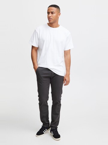 Coupe slim Pantalon chino ' Galeno ' 11 Project en gris