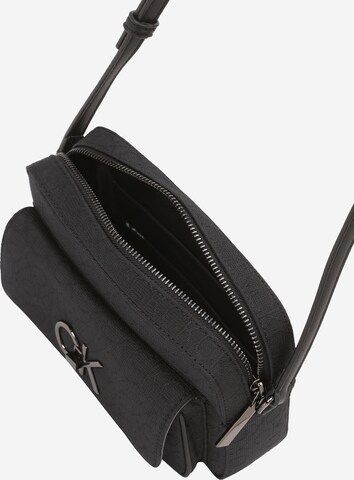 Calvin Klein Crossbody bag in Black