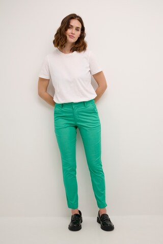 Coupe slim Pantalon chino 'Lea' Kaffe en vert