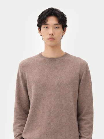 Pull-over 'Men's Essential Crewneck Cashmere Sweater' GOBI Cashmere en gris : devant
