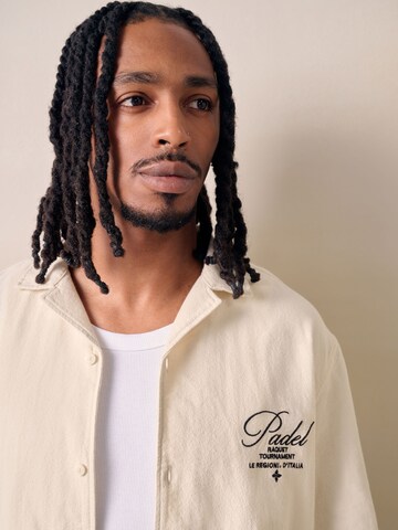 Coupe regular Chemise Next en blanc