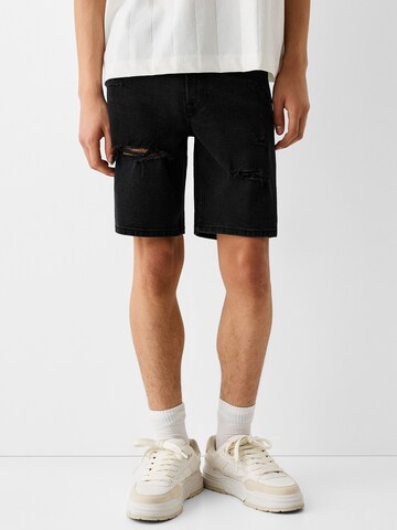 Bershka Regular Shorts in Schwarz