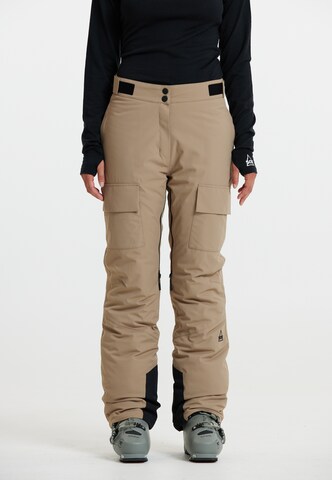 SOS Regular Workout Pants 'Keilberg' in Brown: front