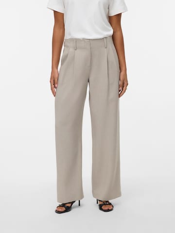 Wide Leg Pantalon à pince VERO MODA en beige : devant