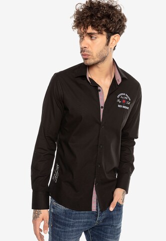 Redbridge Regular Fit Hemd 'Pomona' in Schwarz: Vorderseite