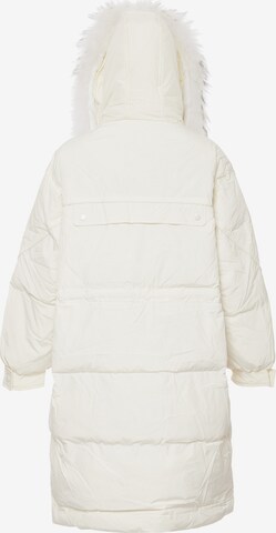 Manteau d’hiver NAEMI en blanc