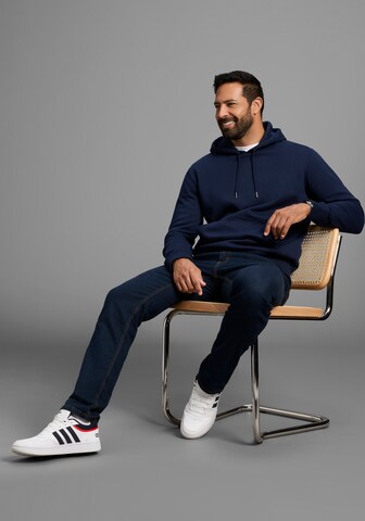 Man's World Sweatshirt in Blue