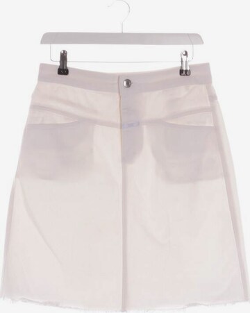 Closed Skirt in S in White: front