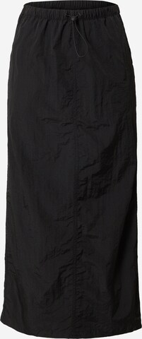 Monki Skirt in Black: front