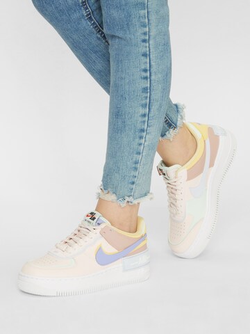 Baskets basses 'AF1 SHADOW' Nike Sportswear en rose : devant