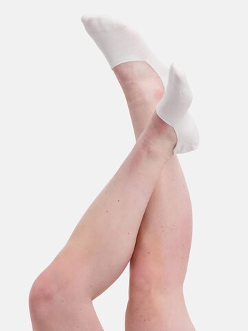 Bamboo basics Socks 'Mika' in White: front