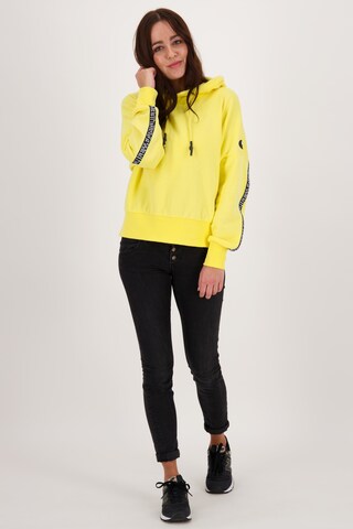 Alife and Kickin - Sudadera 'Mina' en amarillo