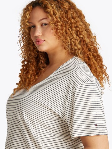 Tommy Hilfiger Curve - Camiseta en blanco