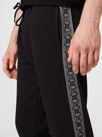 Regular Pantaloni de la BURTON MENSWEAR LONDON pe negru