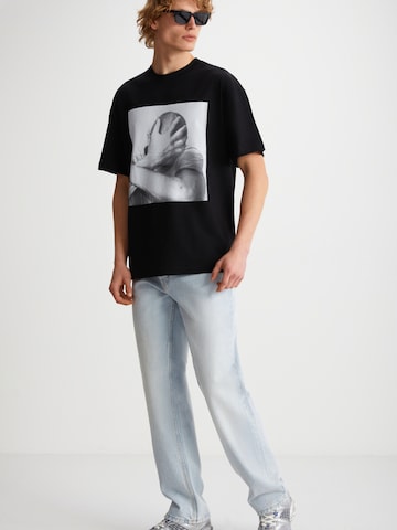 Grimelange Тениска в черно