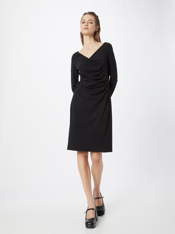 Robe de cocktail Vera Mont en noir