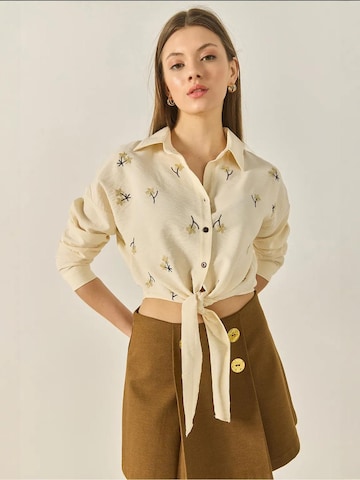 Bianco Lucci - Blusa em amarelo: frente