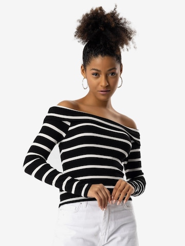 No Matter What Shirt in Schwarz: Vorderseite