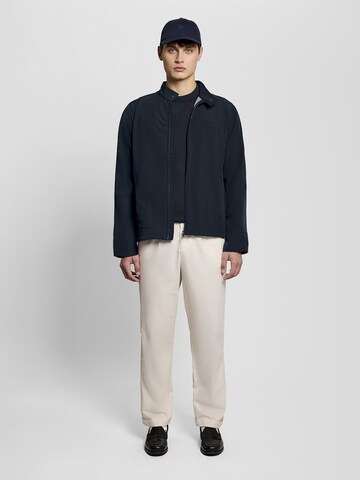 Lyle & Scott Tussenjas in Grijs