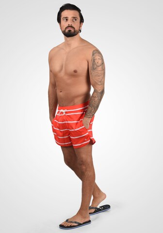 BLEND Shorts 'Salvio' in Rot