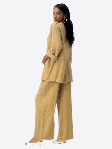 Elara Hausanzug in Braun