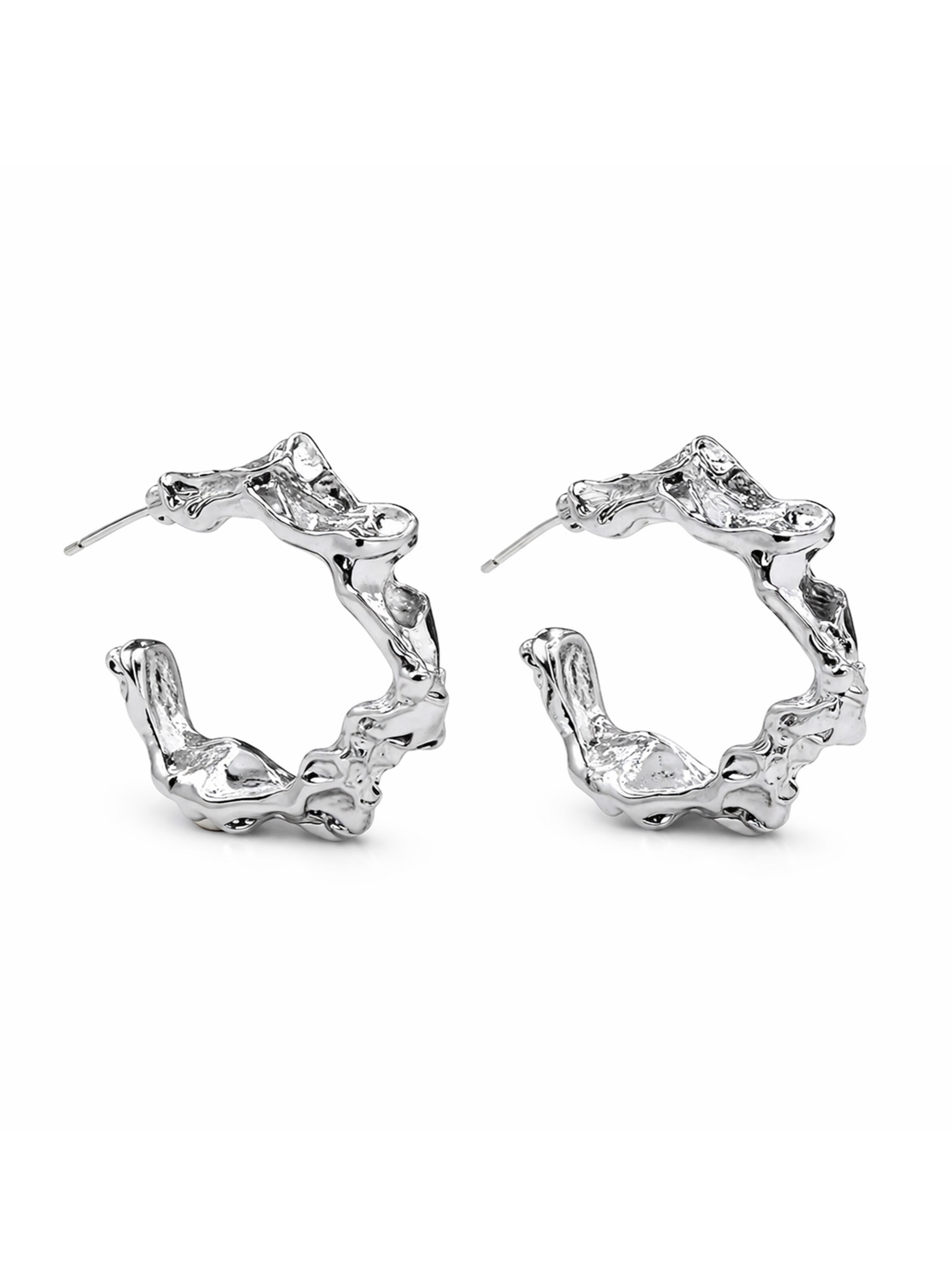 Nightini Earrings 'Irregular Silver Hoop Earrings' in Ø 40mm in Silver, Item view